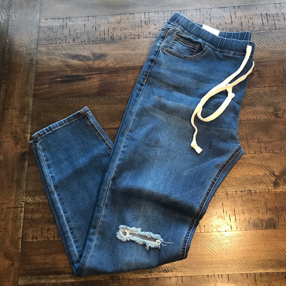 Plus Denim Ripped joggers